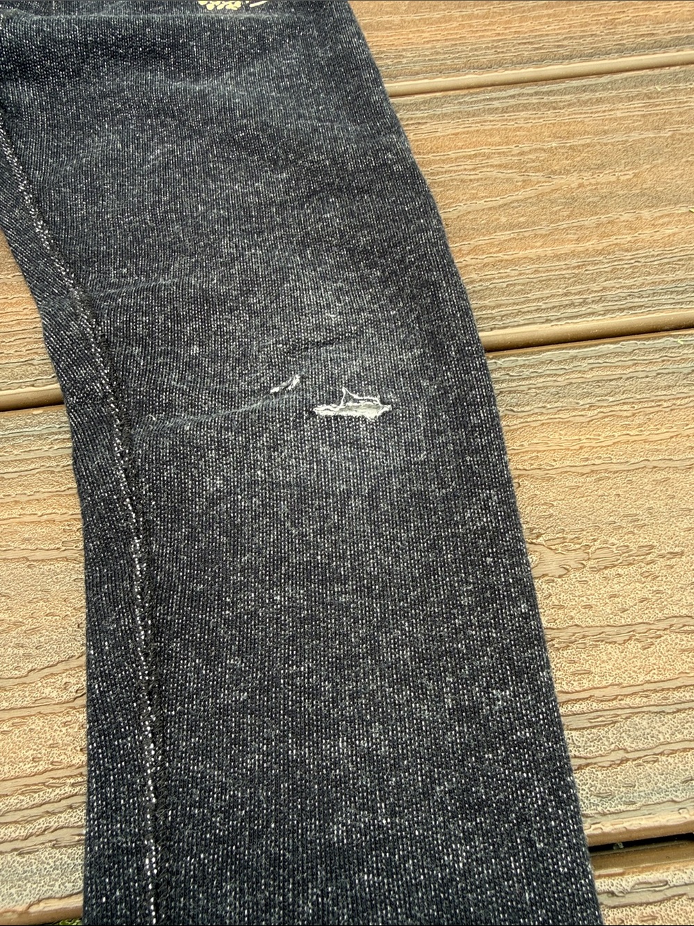 Roots Sweatpants 5T - Picture 3 of 4